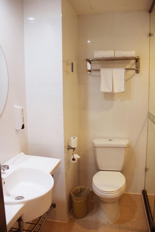 Hanting Hotel Shenyang Zhongshan Square Номер фото